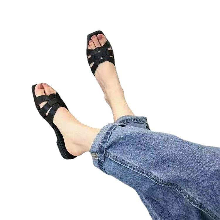 Women's Shoes with Flat Heels Summer New Woven Sandals Flat Bottomed One Line slippers