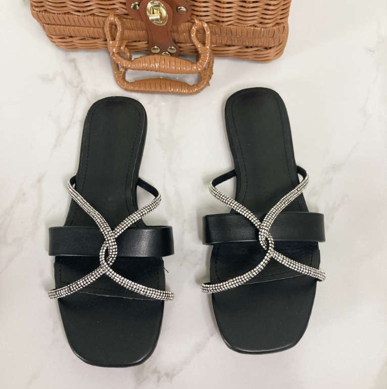 New Summer Ladies Beach Flat Slippers Women Rhinestone Cross Open Toe Slippers