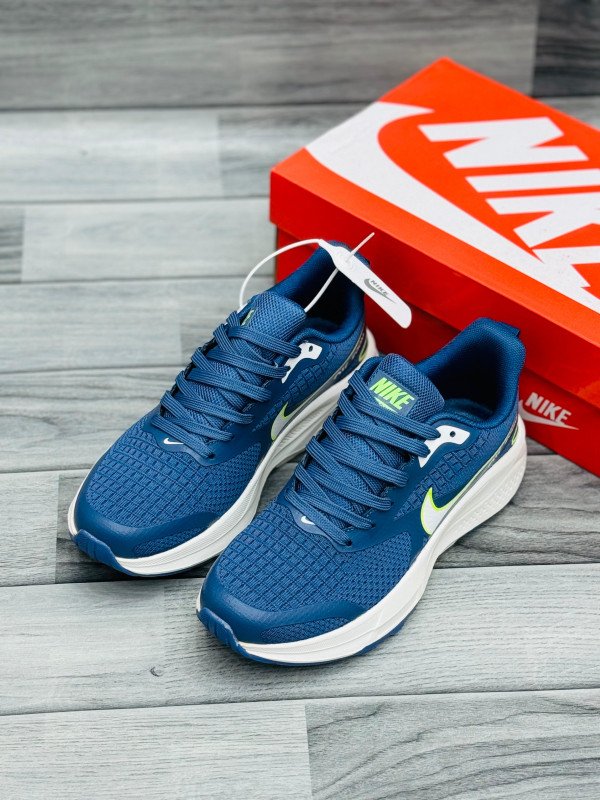 NIKE AIR ZOOM XR NEXT RUNNER