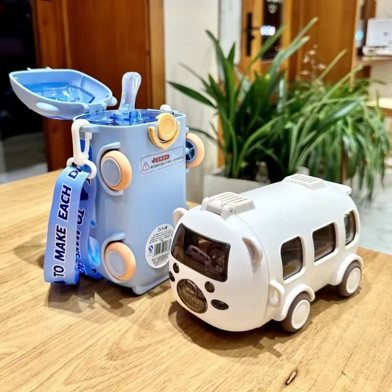 Cartoon Bus Straw Cup Cute Large Capacity Outdoors Car Water Bottle Children Drinkware Bounce Straw Bottle