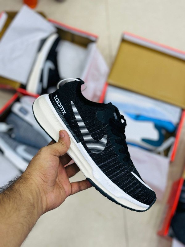 Nike Invincible 3 Running