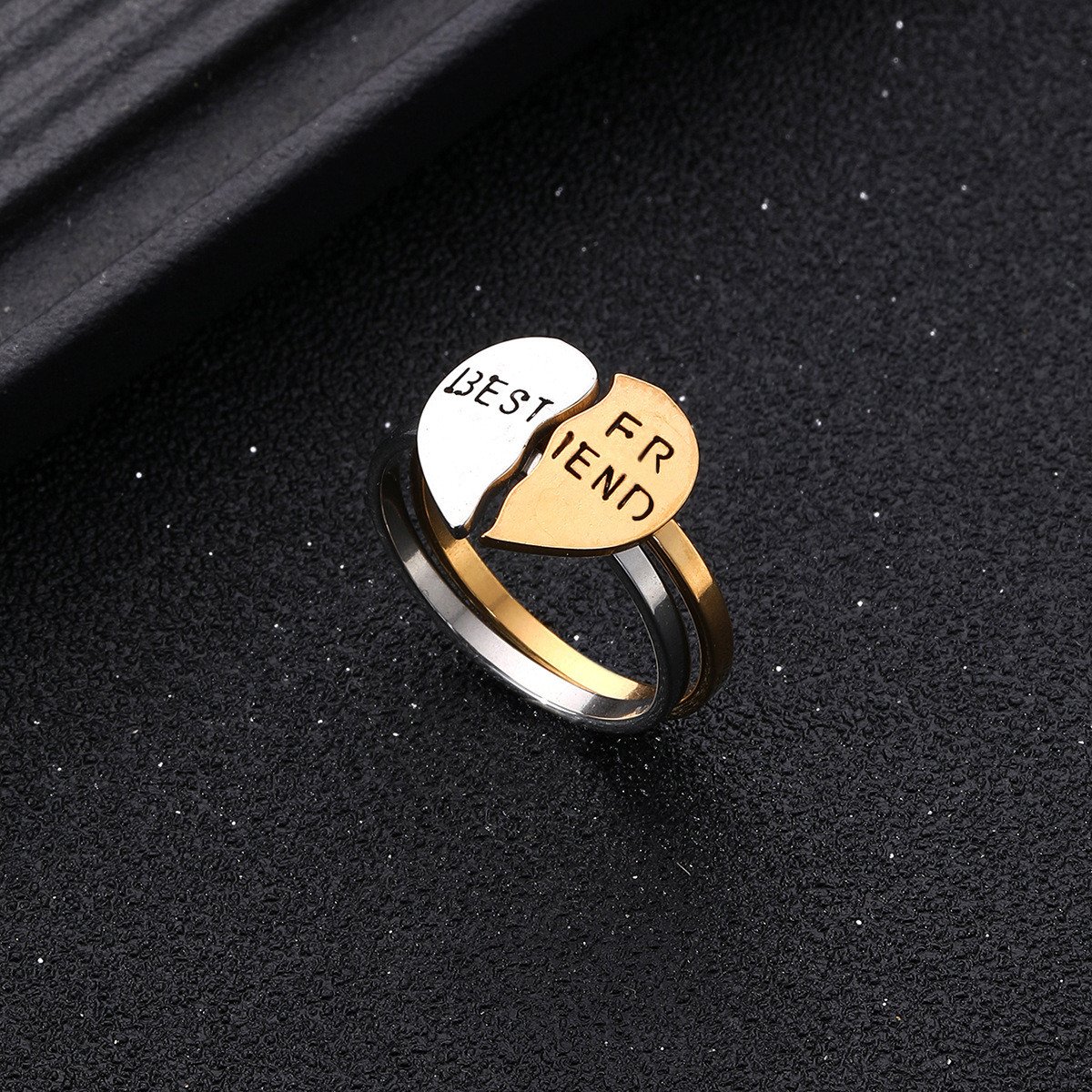 2pcs/set Stainless Steel Love Heart Shaped Couple Rings Set